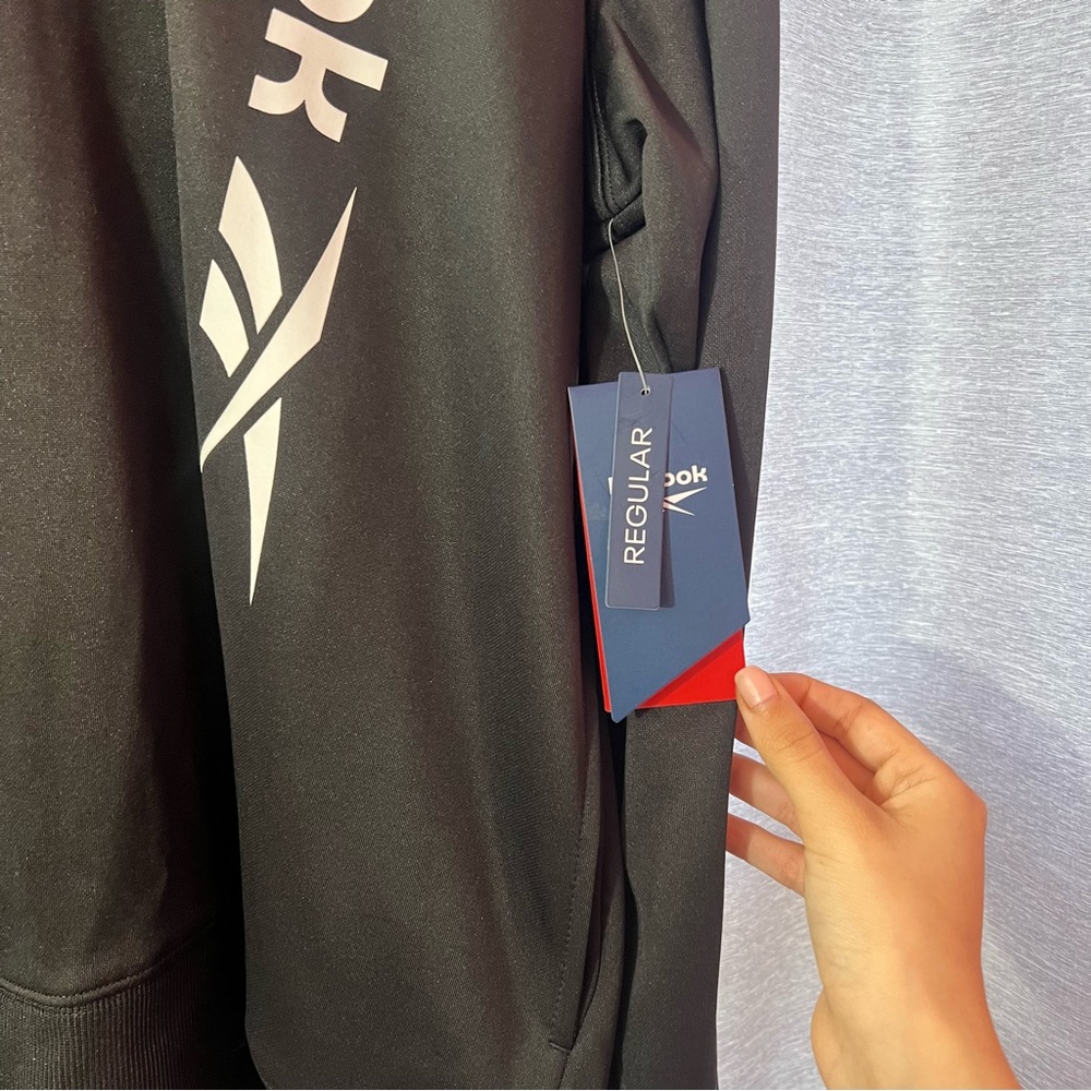 Reebok Black Hoodie - Picture 3 of 9